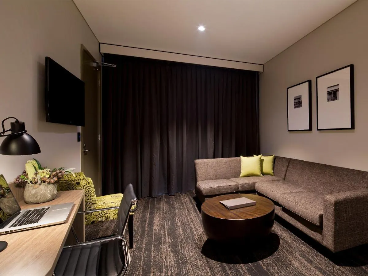 The Glen Hotel And Suites Rochedale 4*,  Austrálie