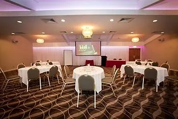 The Glen Hotel And Suites Rochedale Australia
